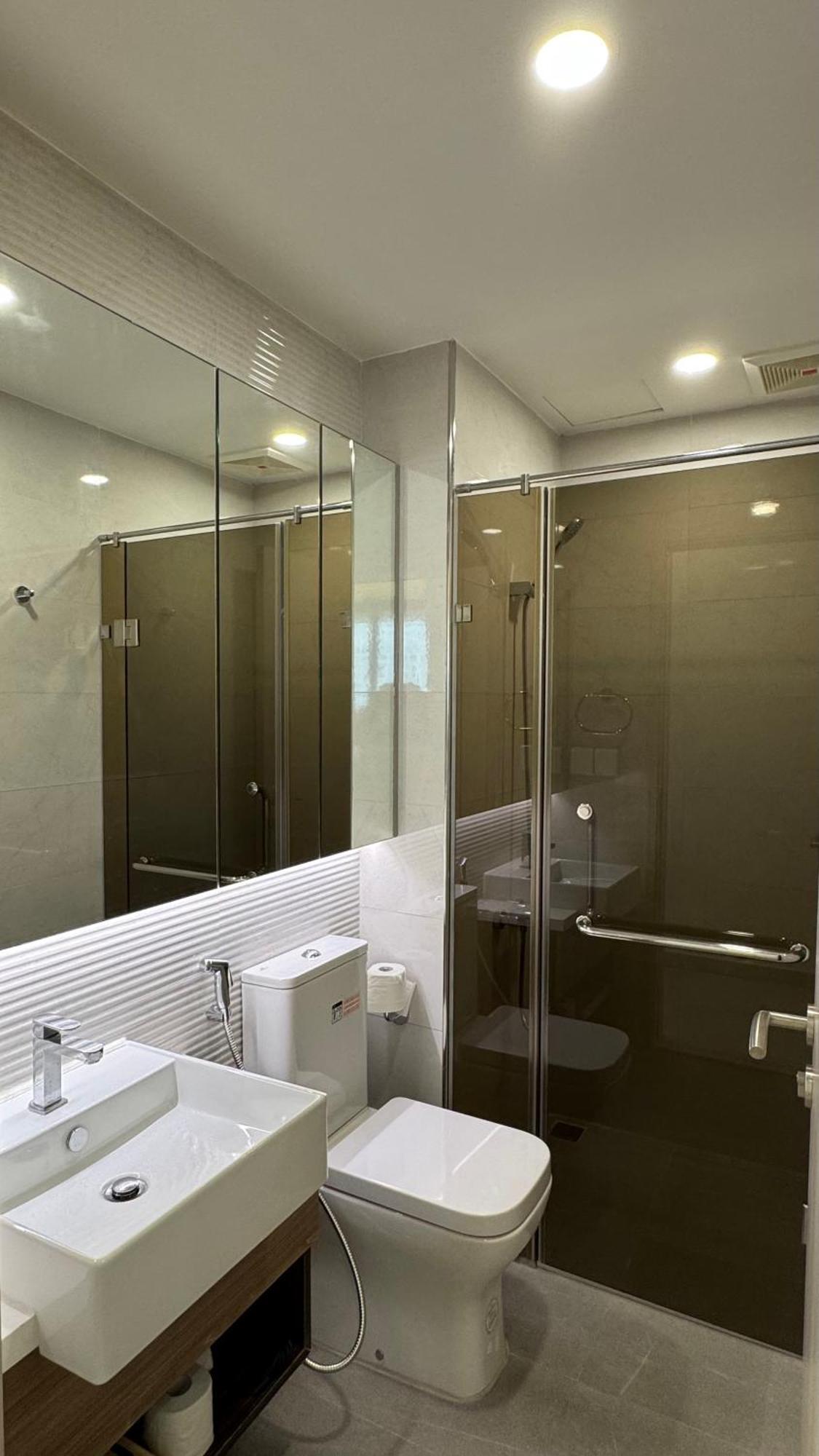 Happy Premier Near - Secc - 3 Br